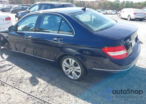 2008 Mercedes-Benz C 300 Luxury 4Matic/Sport 4Matic из США, поврежденный, VIN WDDGF81X78F056829